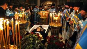 Что нужно подавать в церкви в Глобус
