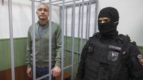 Что происходит с имуществом Иванова в Глобус